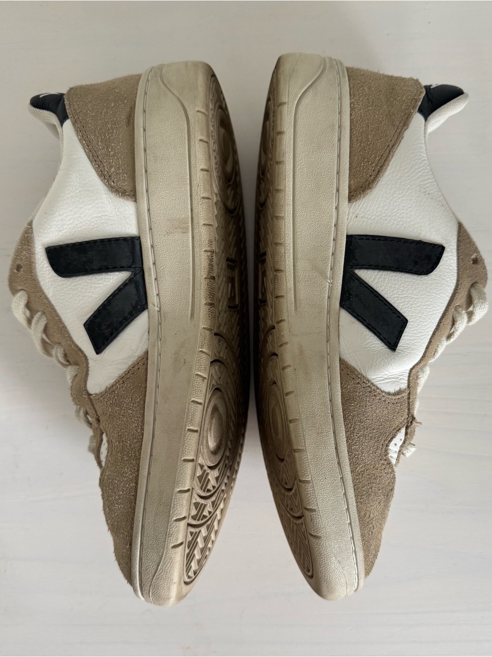Veja V-10 White Black Sahara Low Top Sneakers Leather Suede EU 39 US Women's 8 - Picture 6 of 12
